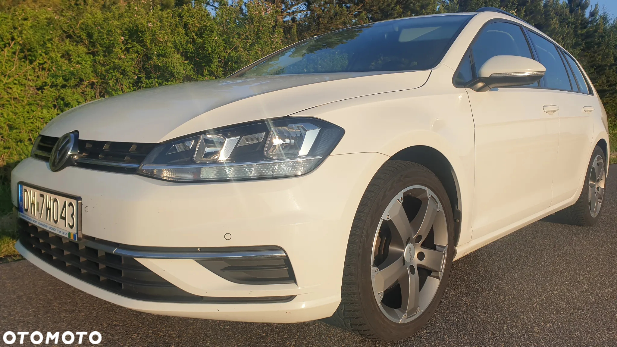Volkswagen Golf VII 1.6 TDI BMT Comfortline - 8