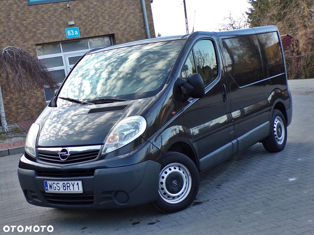 Opel VIVARO - 11