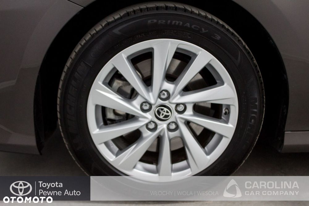 Toyota Camry 2.5 Hybrid Comfort CVT - 16