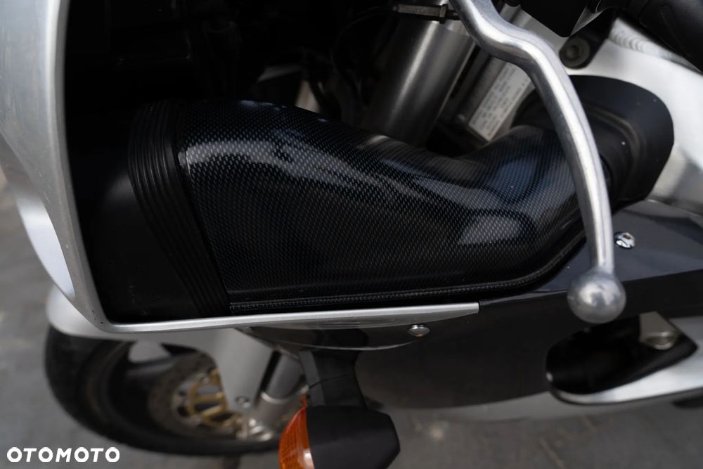 Suzuki GSX-R - 23