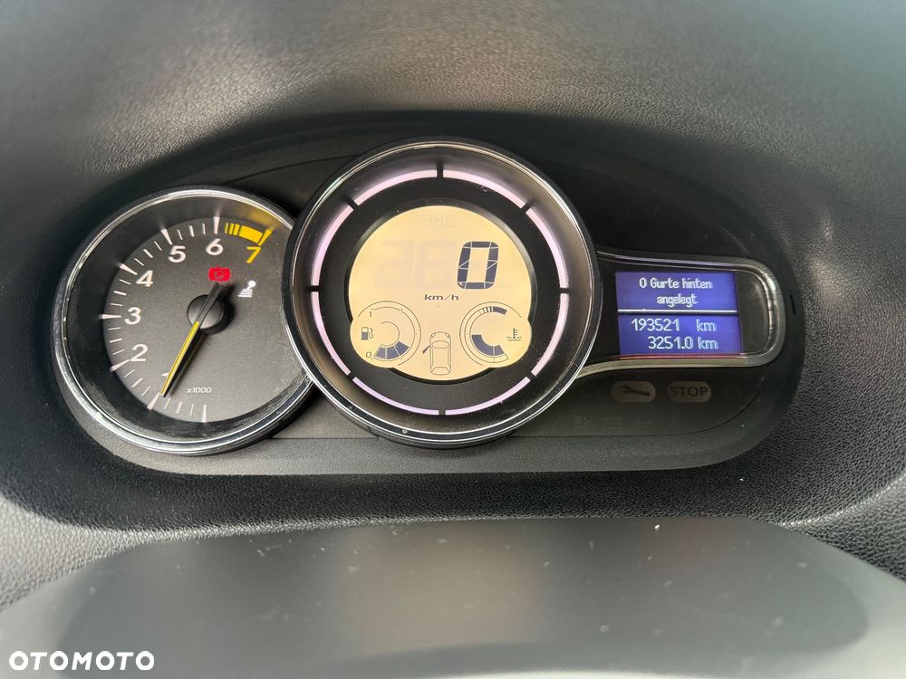 Renault Megane TCe 130 Night and Day - 18