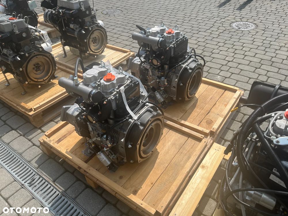 SILNIK LOMBARDINI 9LD626/2B2NR 9LD 626 11500netto - 2