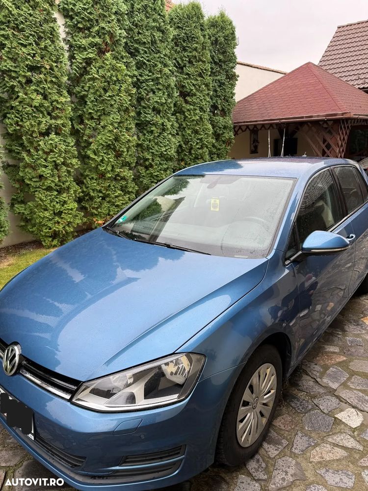 Volkswagen Golf - 5