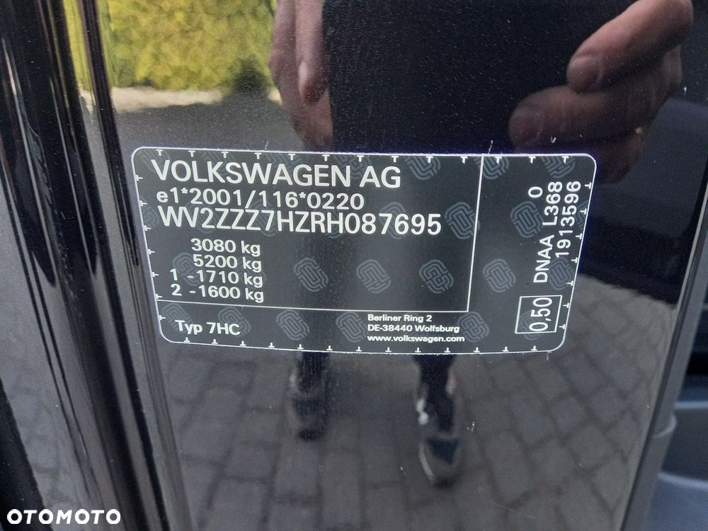 Volkswagen Caravelle - 24