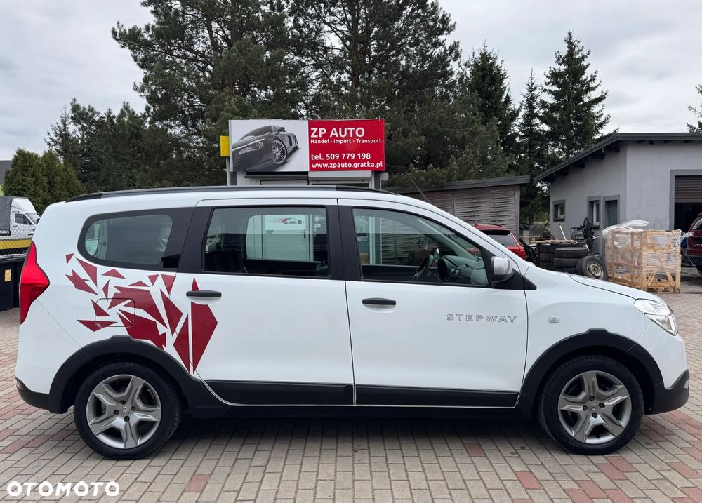 Dacia Lodgy TCe 115 Stepway - 8