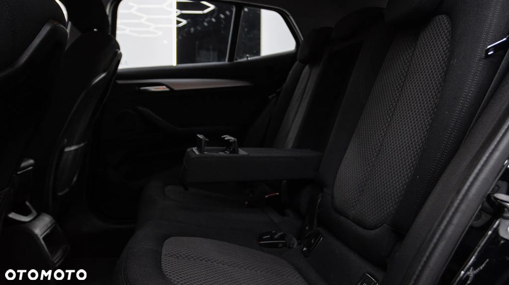 BMW X2 sDrive18i GPF Advantage - 14