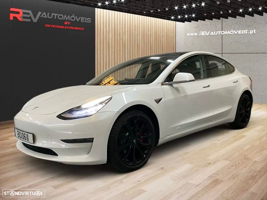 Tesla Model 3 Long-Range Dual Motor AWD - 2