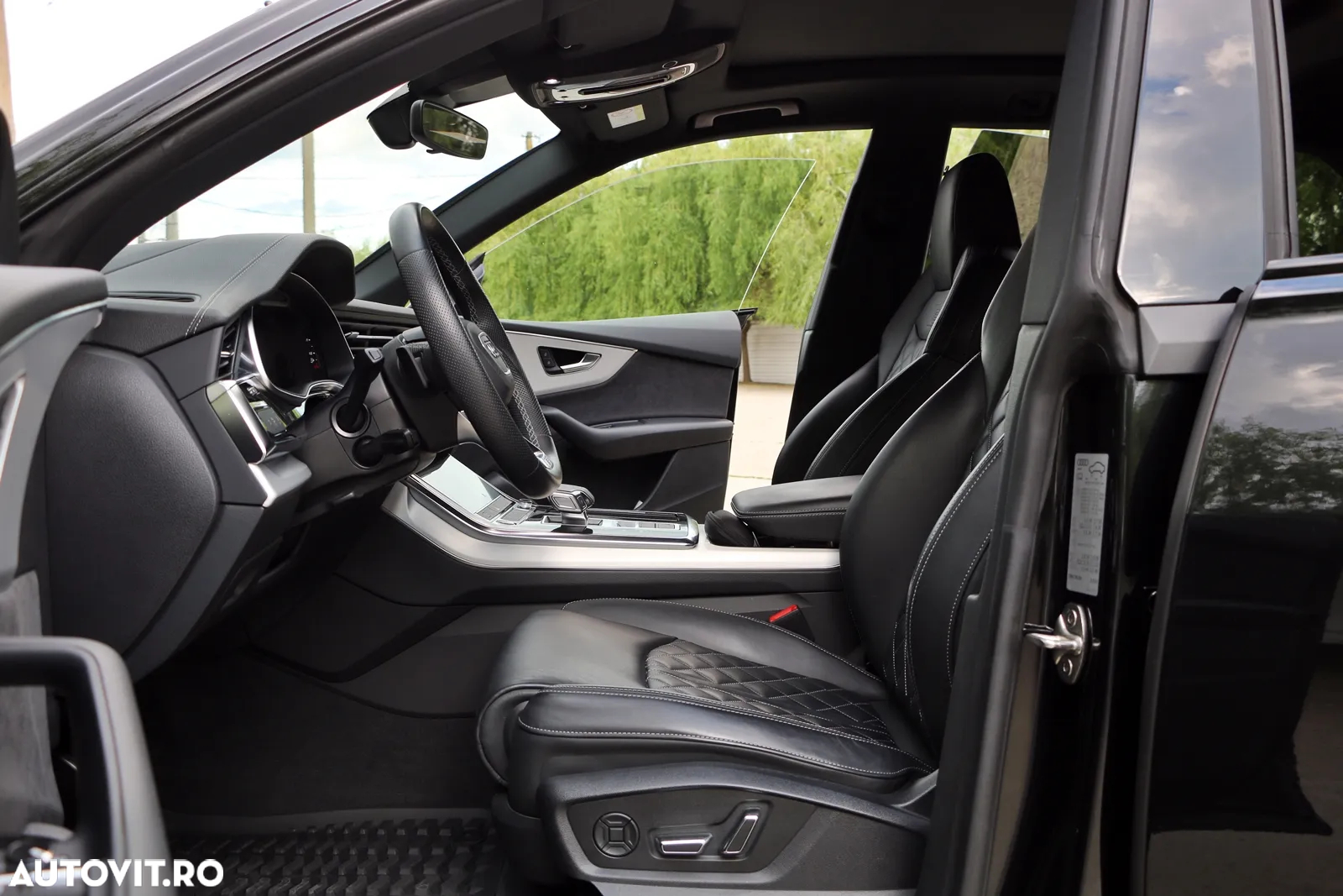 Audi Q8 55 TFSI quattro Tiptronic MHEV - 22