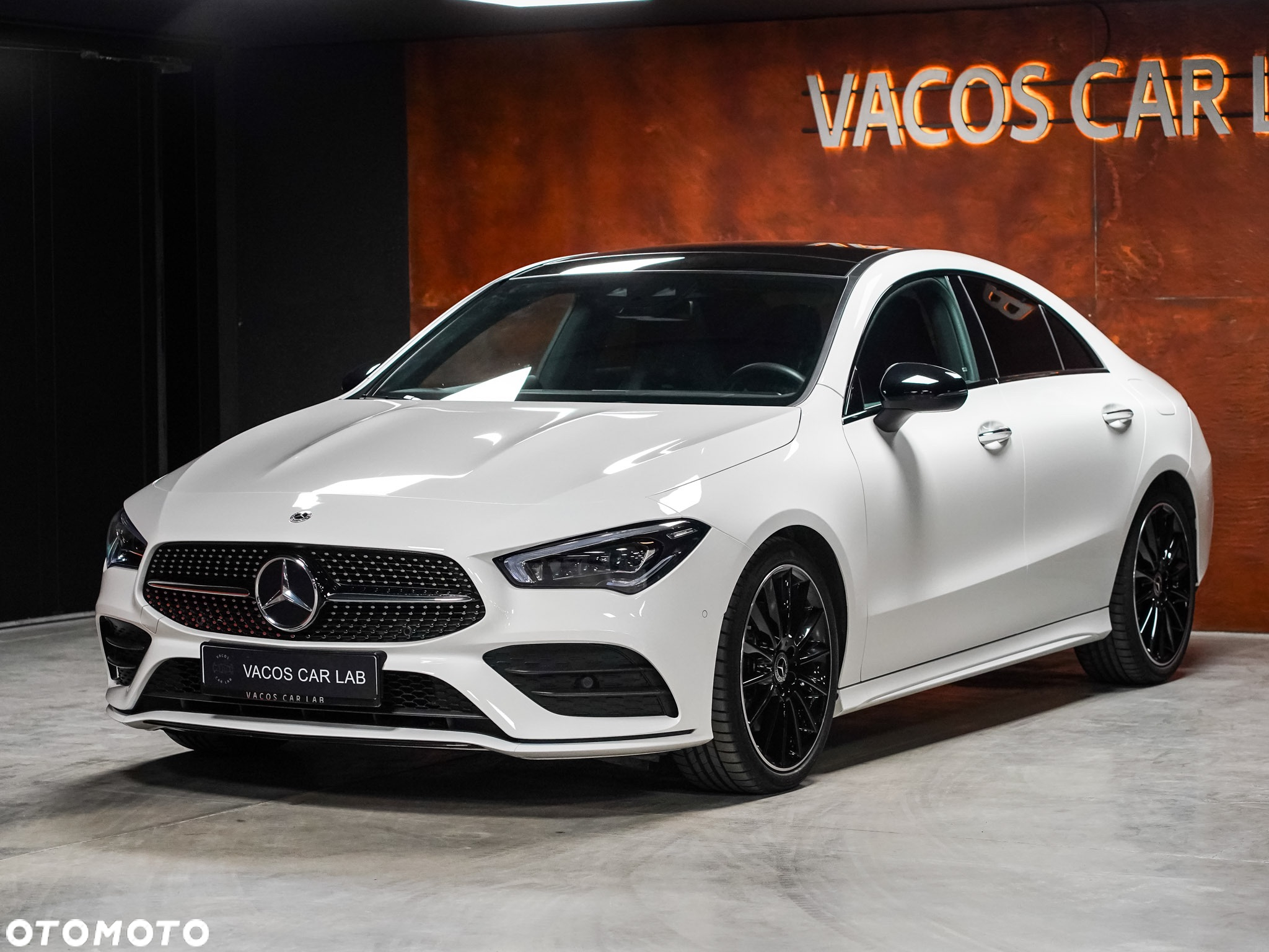 Mercedes-Benz CLA 200 4-Matic AMG Line 8G-DCT - 33