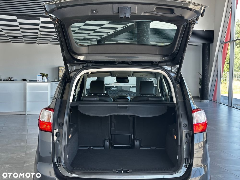 Ford Grand C-MAX - 18