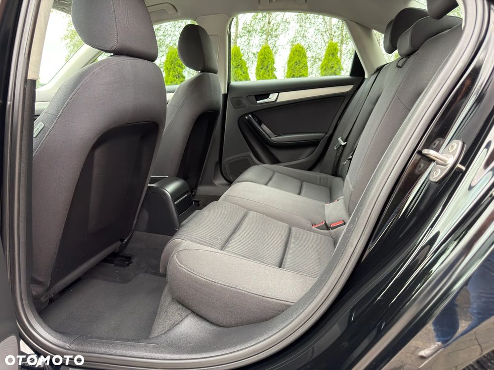 Audi A4 Limousine 1.8 TFSI Ambiente - 34