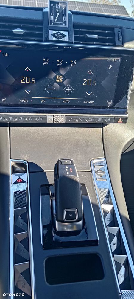 DS Automobiles DS 7 Crossback - 33