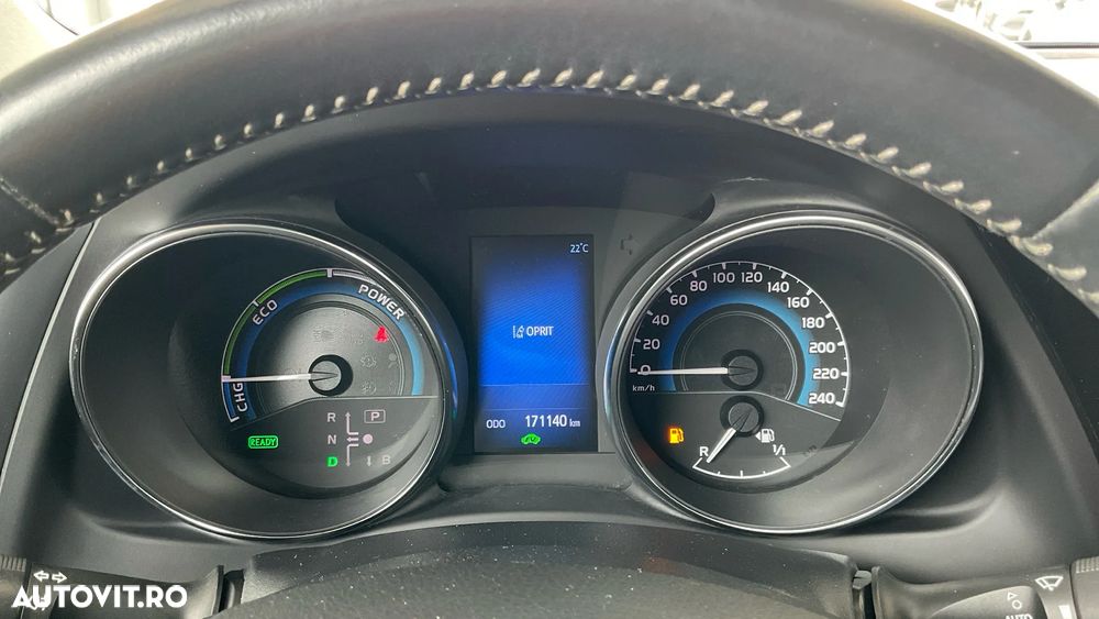 Toyota Auris 1.8 L VVT-i HSD Luna - 28