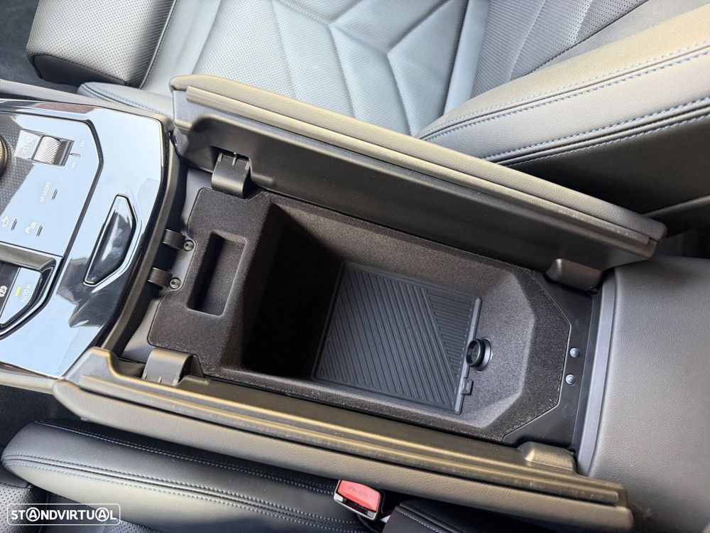 BMW 530 e Pack Desportivo M Pro - 51
