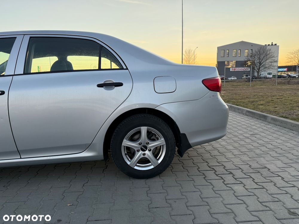 Toyota Corolla 1.4 VVT-i Luna - 9