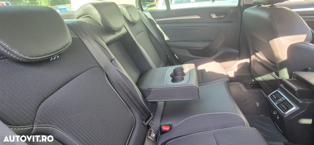 Renault Megane TCe 140 GPF Techno - 35
