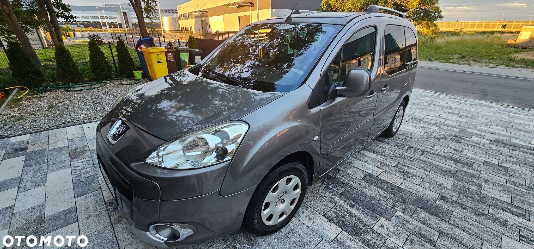 Peugeot Partner Tepee HDi FAP 90 Premium - 1