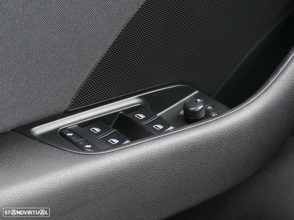 Audi A3 Sportback 1.6 TDI Advance Ultra - 32
