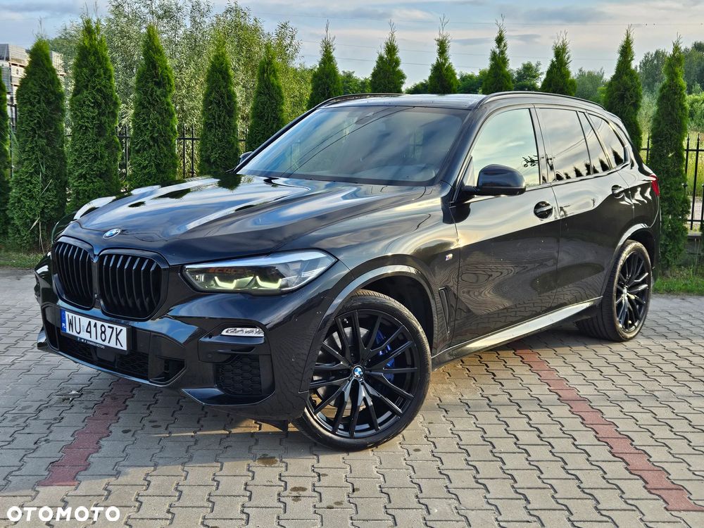 BMW X5 M50i - 1