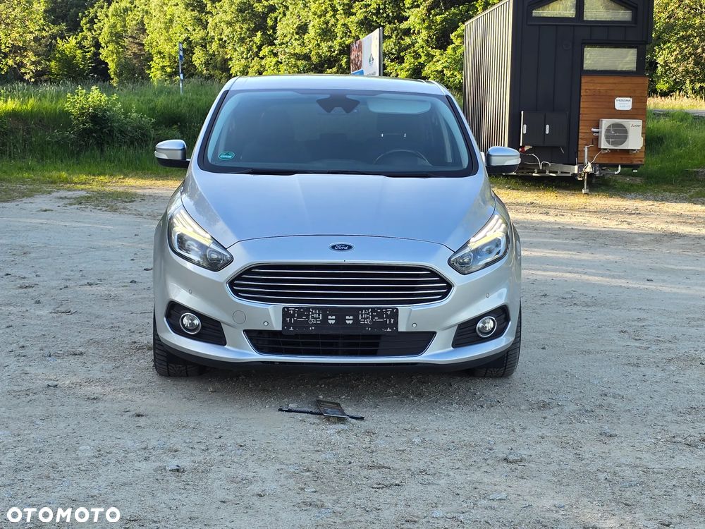 Ford S-Max 2.0 TDCi Titanium PowerShift - 2