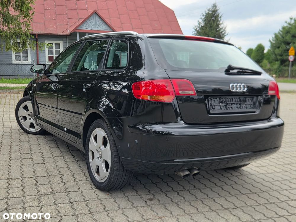 Audi A3 Sportback 1.9 TDI DPF Ambiente - 25