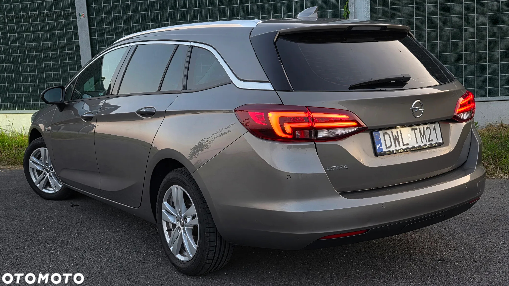 Opel Astra 1.4 Turbo Start/Stop Sports Tourer Edition - 34
