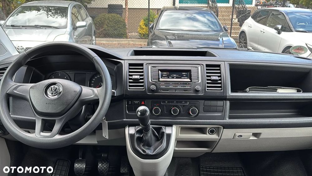 Volkswagen Transporter - 19