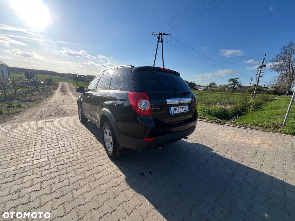 Chevrolet Captiva - 11