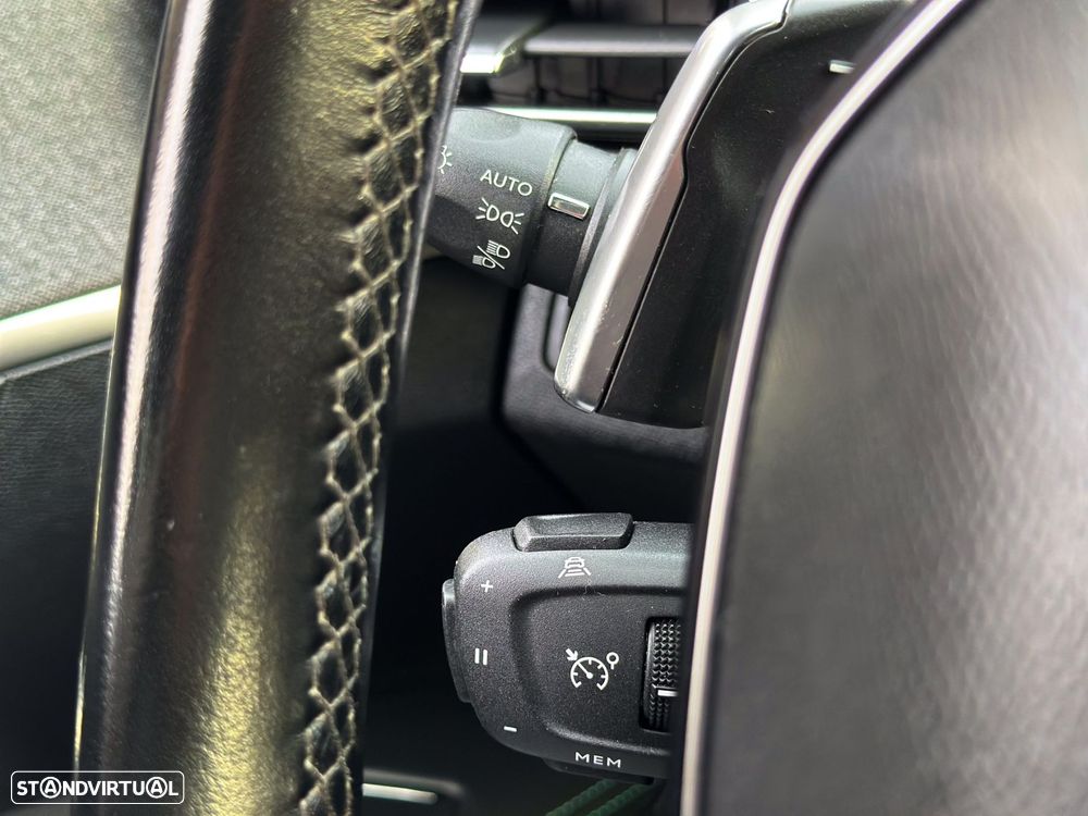 Peugeot 5008 1.5 BlueHDi Active Pack EAT8 - 23