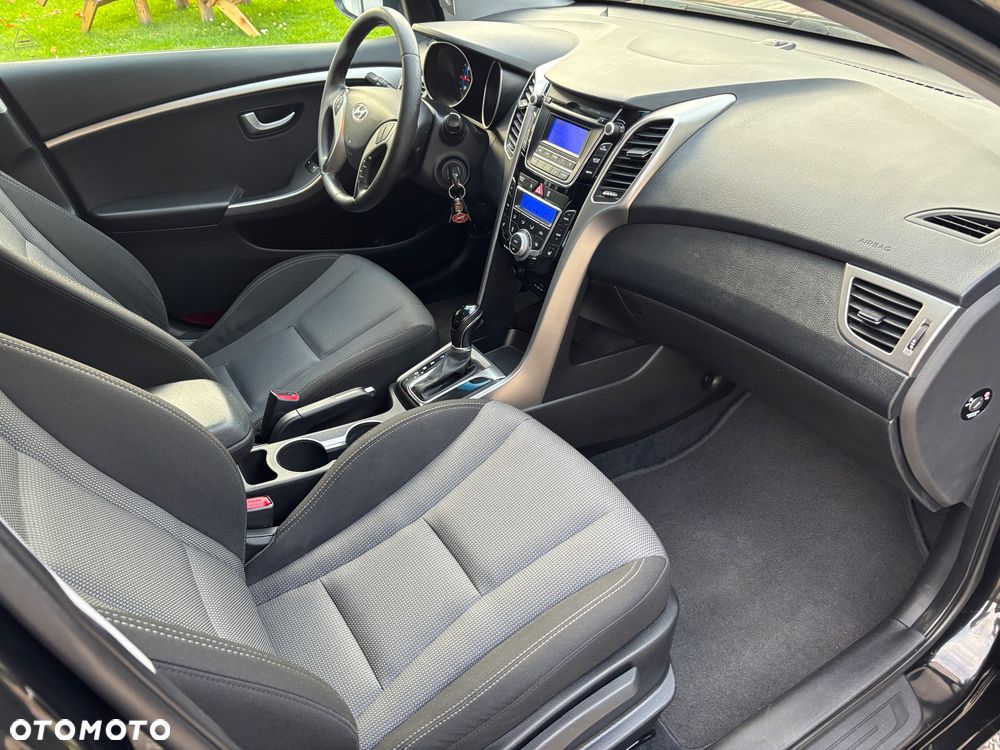 Hyundai i30 1.6 GDI Premium - 5