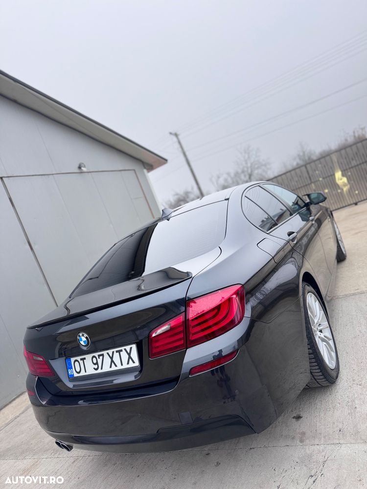 BMW Seria 5 525d xDrive Sport-Aut. Luxury Line - 21