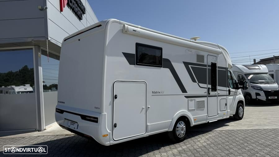 Adria Matrix 670 SC cama central e basculante - 42