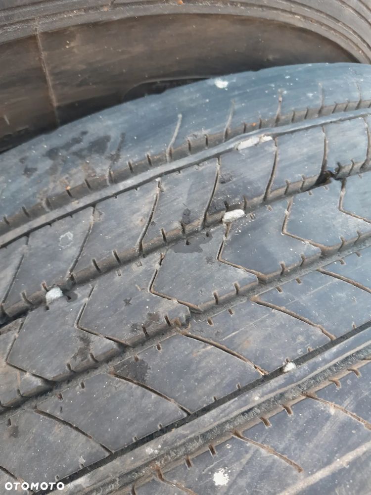 Opony komplet Bridgestone R227 205/75R17,5 - 6