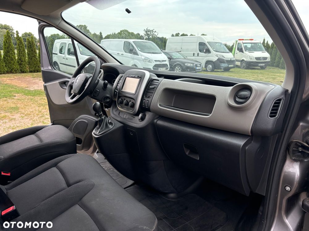 Renault Trafic - 14