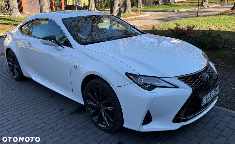 Lexus RC - 1