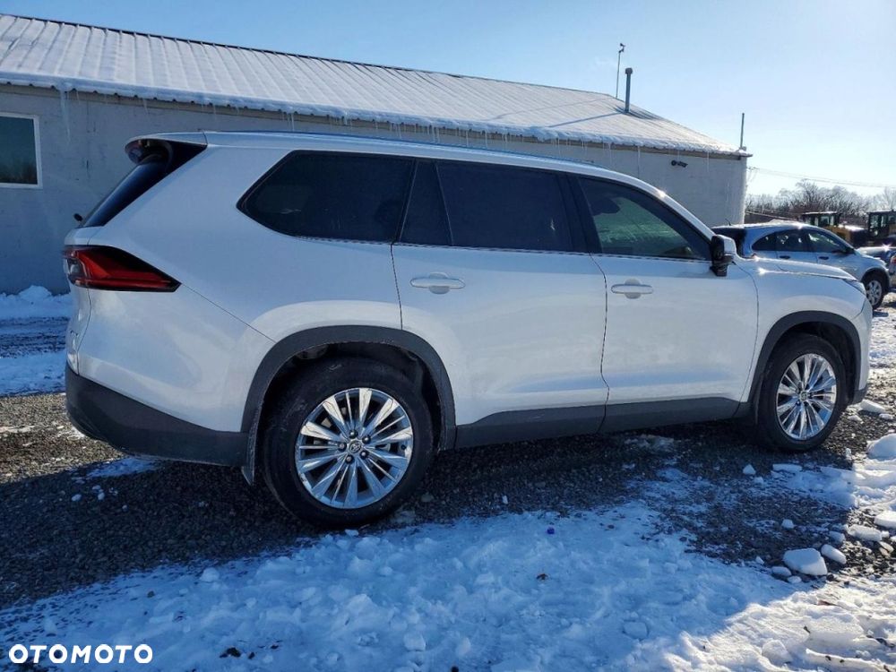 Toyota Grand Highlander - 4