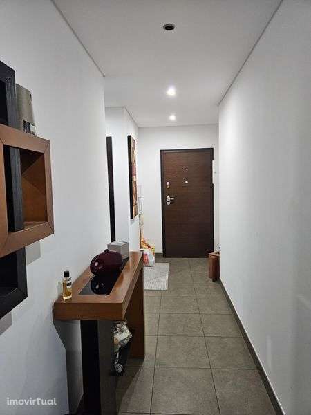 Apartamento T2 zona central - Grande imagem: 3/12