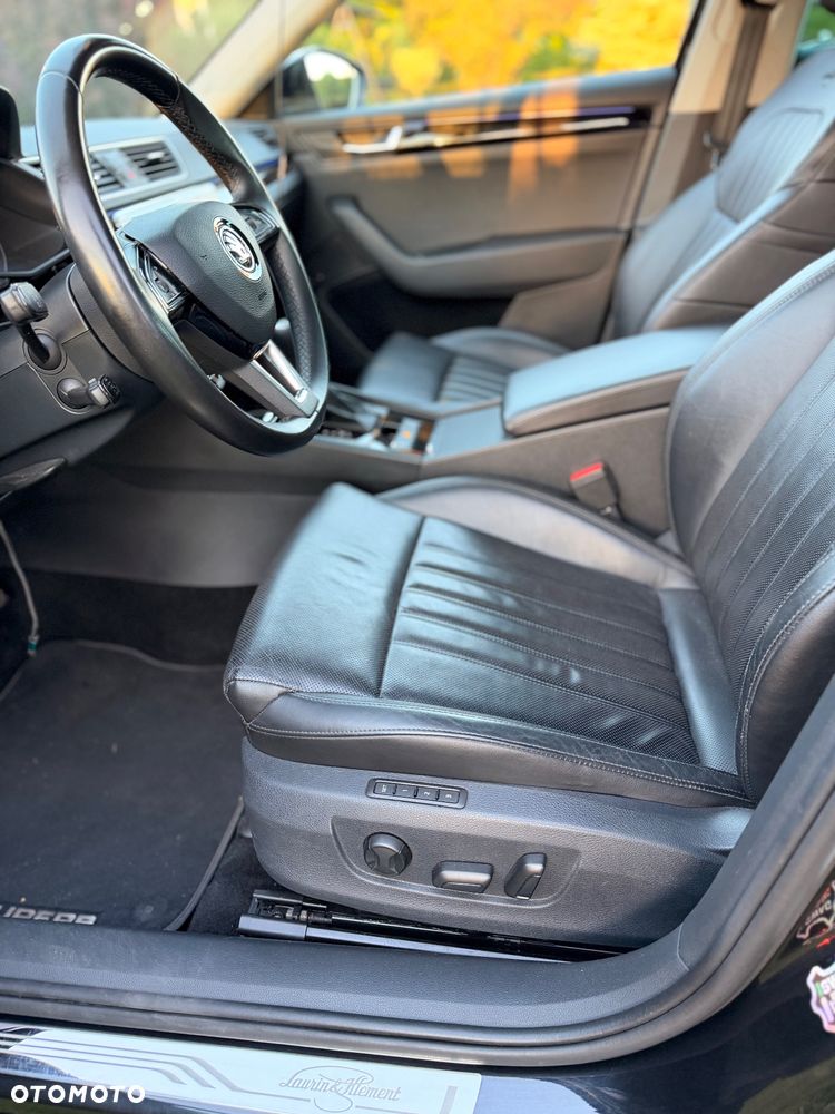 Skoda Superb 2.0 TDI L&K DSG - 8