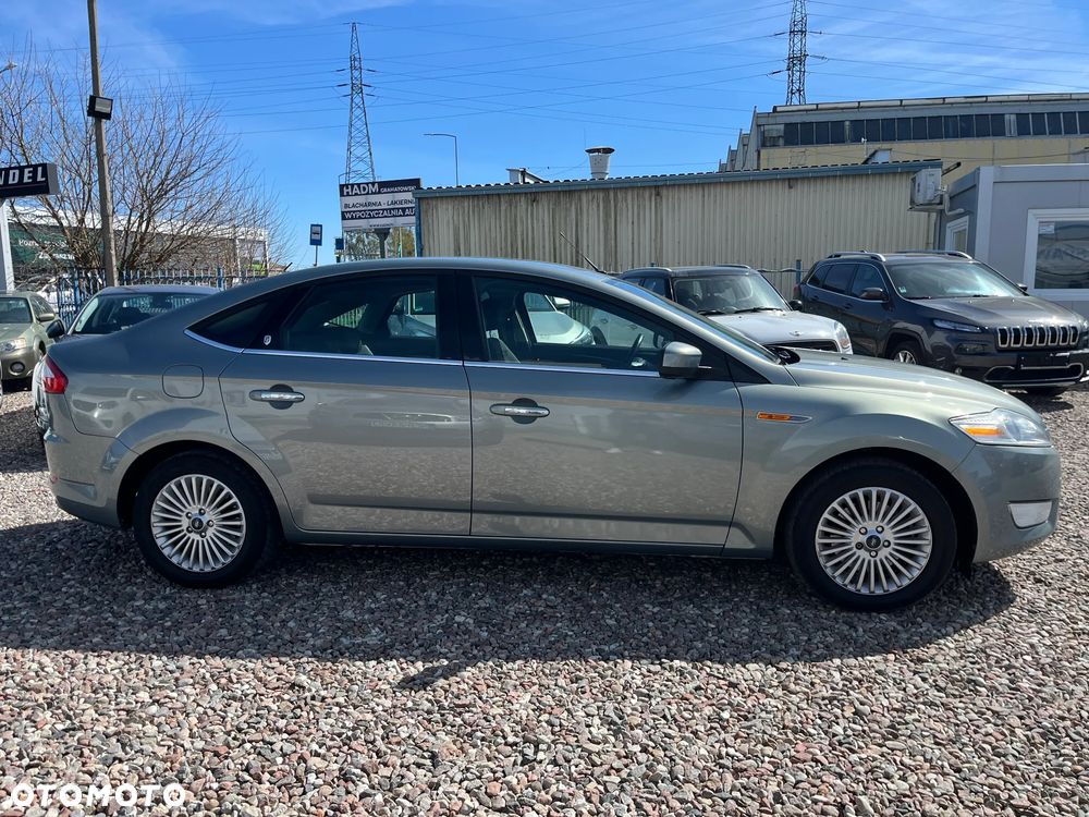 Ford Mondeo 2.0 Ghia - 3