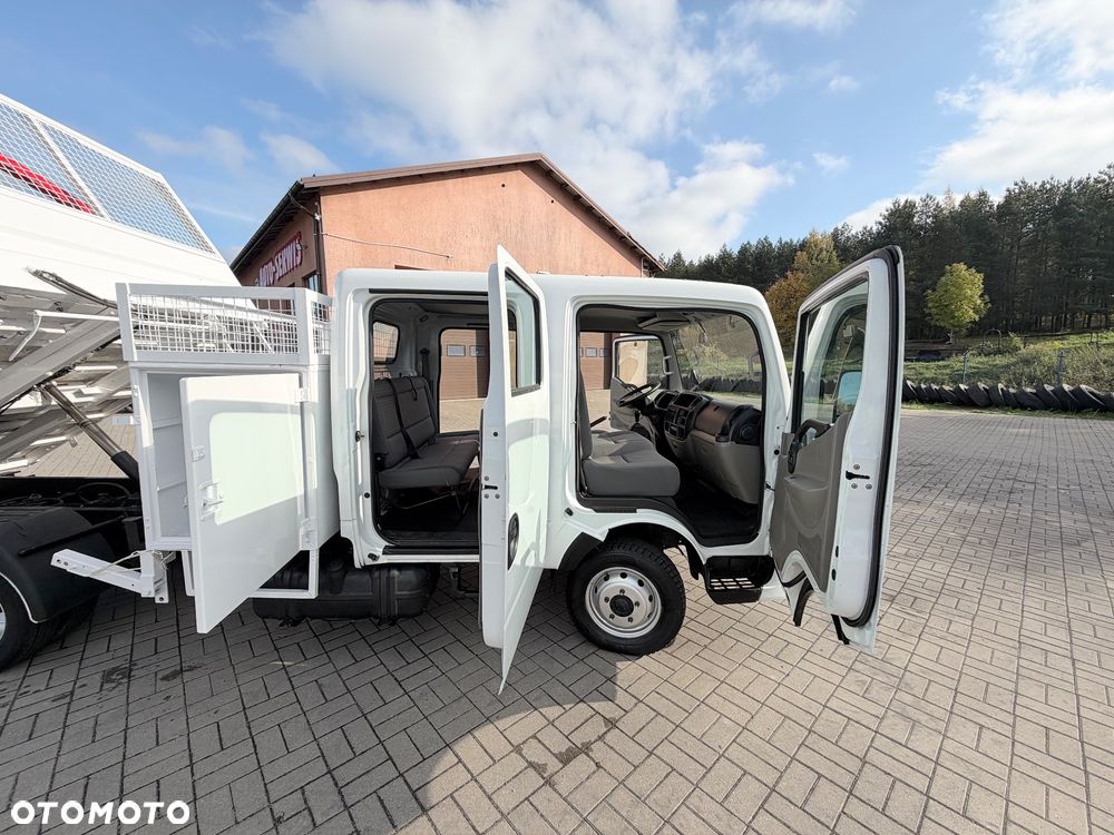 Renault Maxity - 25
