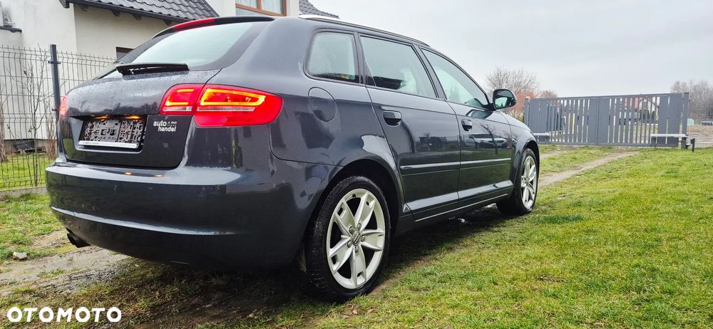 Audi A3 Sportback - 10