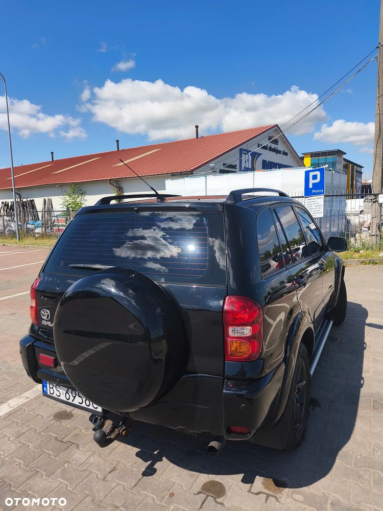 Toyota RAV4 2.0 D-4D 4x4 - 5