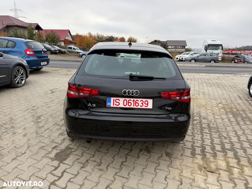 Audi A3 1.6 TDI (clean diesel) S tronic Ambition - 14