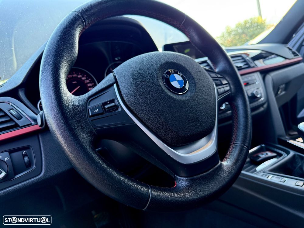 BMW 318 d Touring Line Sport - 35
