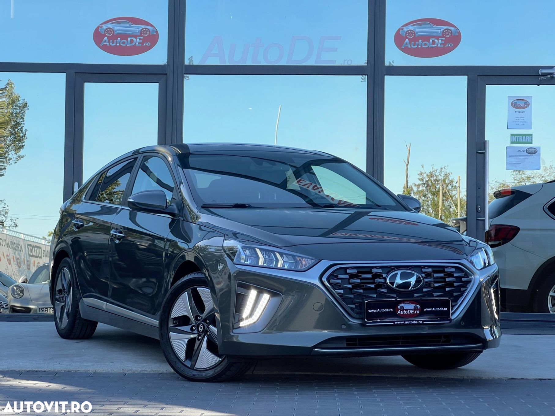 Hyundai IONIQ - 2