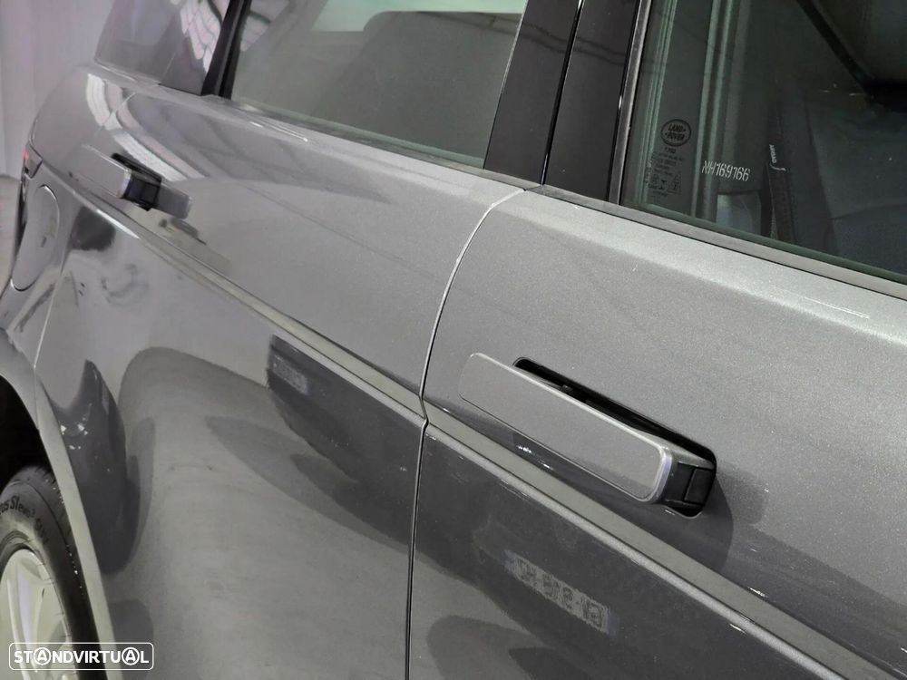 Land Rover Range Rover Evoque P300e R-Dynamic - 11