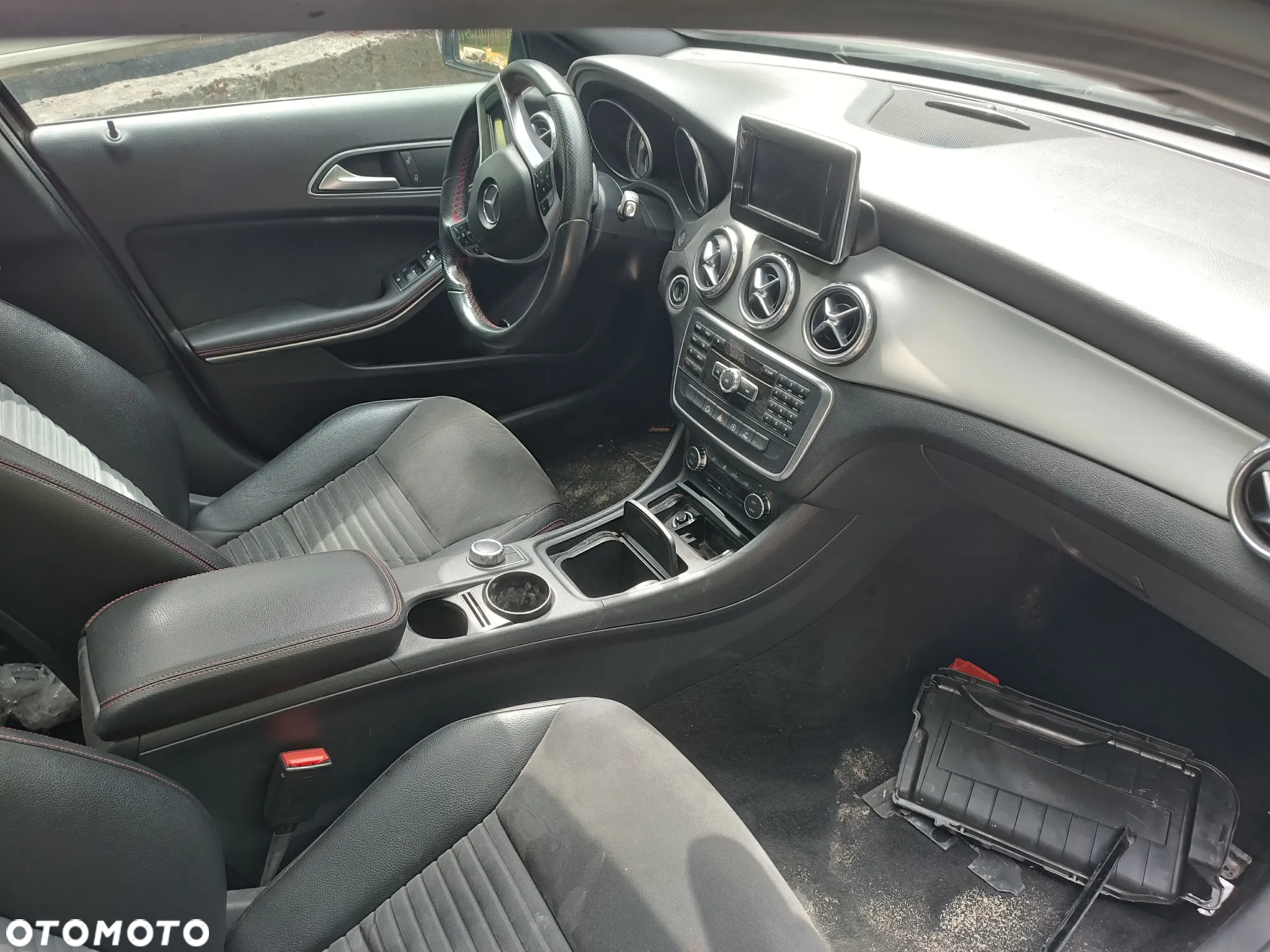Mercedes-Benz GLA - 7