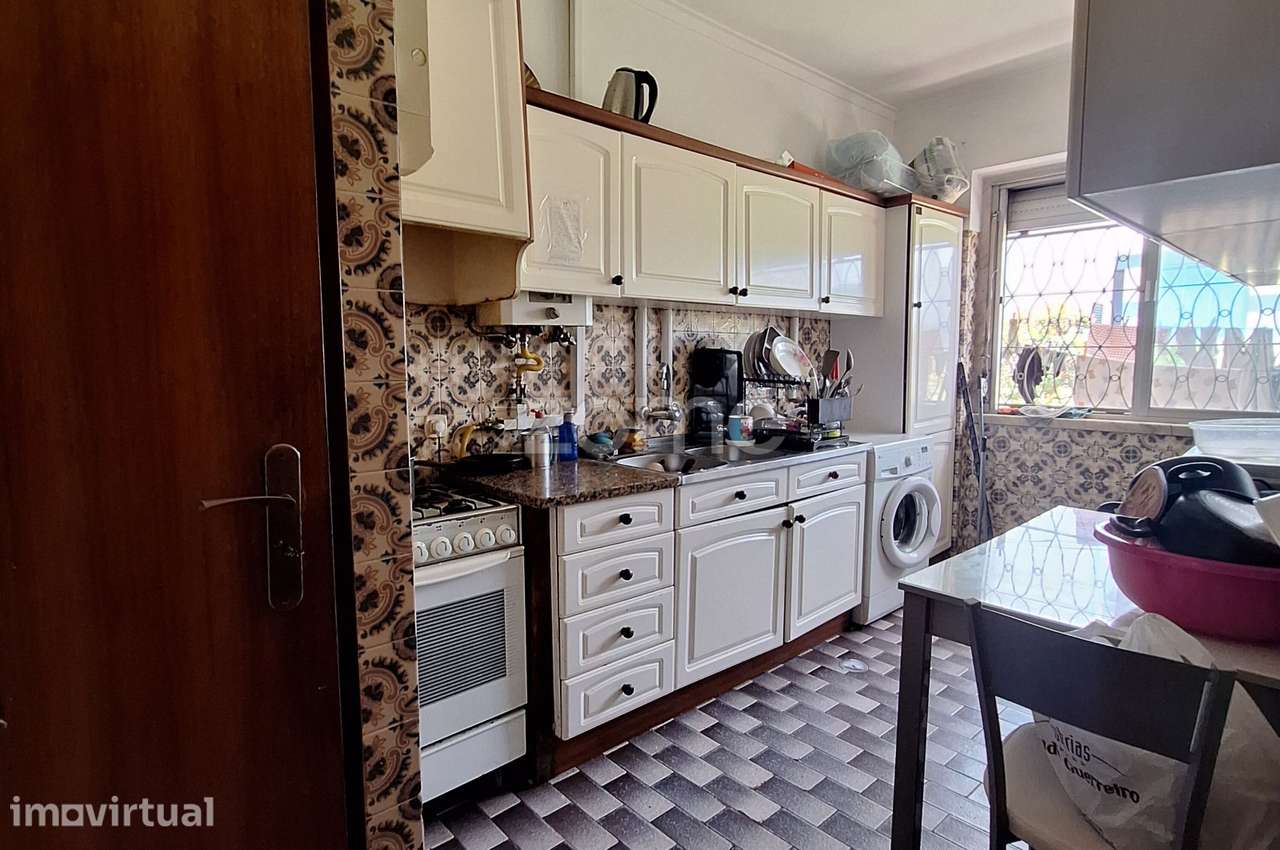 Apartamento T3 - Quinta do Rouxinol - Grande imagem: 4/11