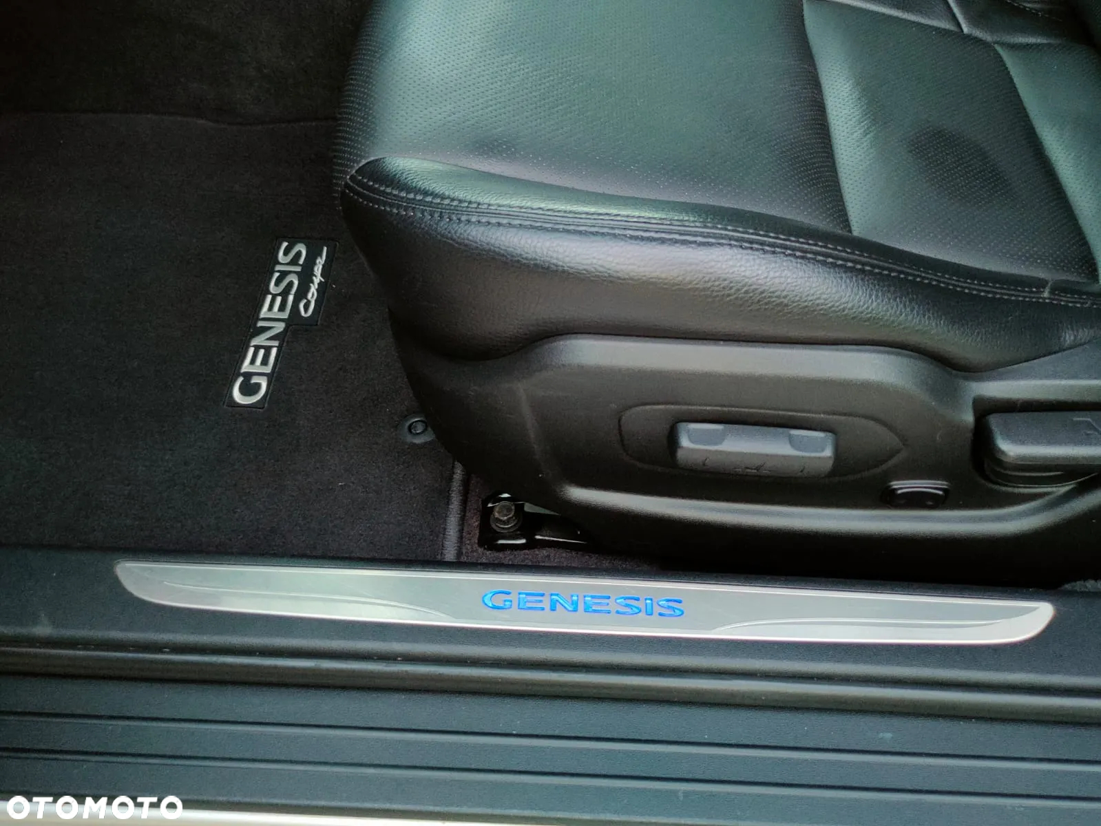 Hyundai Genesis Coupe 3.8 V6 Automatik - 34