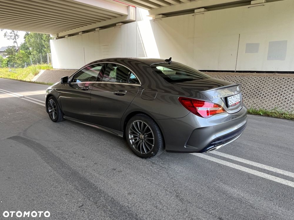 Mercedes-Benz CLA 250 4-Matic AMG Line - 6